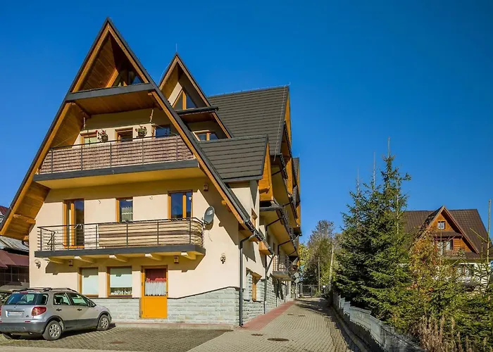 Przytulny Apartament w Zielonej Okolicy z Widokiem na Góry By Noclegi Renters